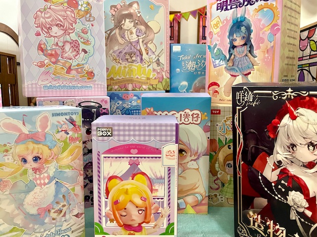 ブラインドドール11,000円（税込）相当入ったハッピーボックス