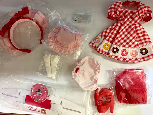 ★セール★ ネオブライス『ドナドーナツ』アウトフィット ピアス付