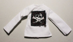 HSスカルロンT/イスルサイズit007