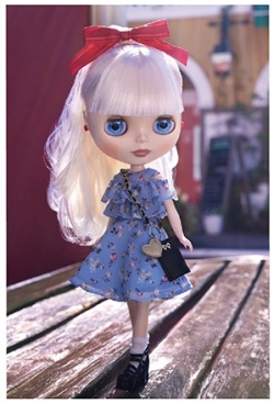 TOP SHOP限定ネオブライス『ユーアールフォーミー』 UR4 Me