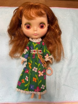 IB1373 Kenner Blythe ブライス 赤毛 前髪あり / Love’N Laceドレス