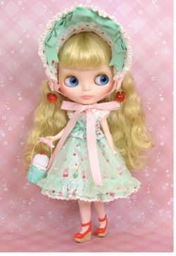 TOPSHOP限定ネオブライス「クリーミーチェリースイートハート」Creamy Cherry Sweetheart