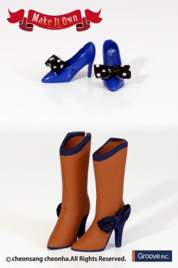 Shoes Selection ハイヒール（ブルー）×ブーツ(ブラウン)