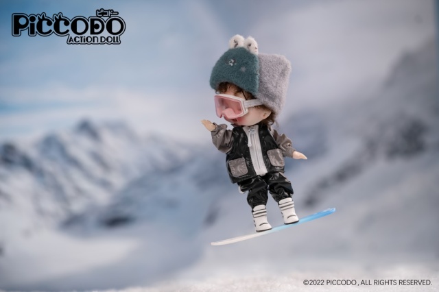 PICCODO ACTION DOLL スキースーツ