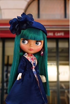 ハズブロ限定ネオブライス『エレガントエリー』 