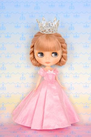 ✨新品同様希少L❣✨セレブ〜女優襟✨フンワリカワイイ〜プリンセスドレス型ダウン✨ Dear Darling fashion for dolls「ロングドレス」