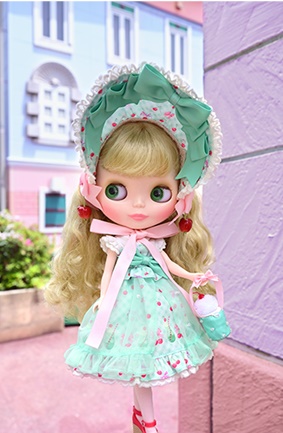 チェリーちゃん アウトフィット ブライスもOK！ ブライス 人形 お洋服 アウトフィット 海外作家製 チェリーベア