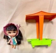 IB1385 ヴィンテージ Liddle Kiddles Millie Middle ＆お砂場セット