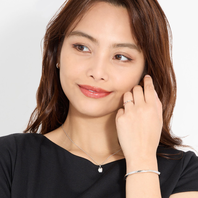 バングル レディース シンプル ひねり デザイン シルバー925 [ WHITE