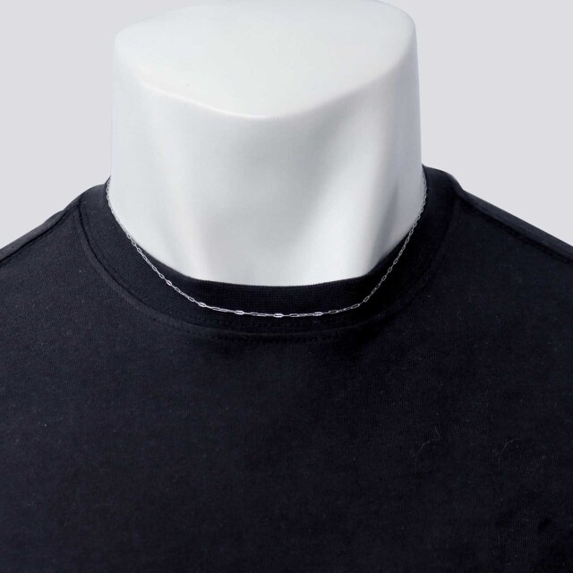 ネックレスチェーン着用画像