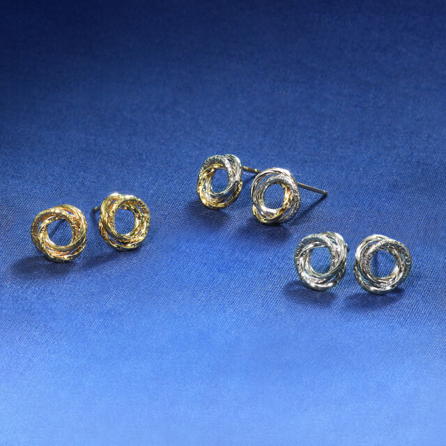 ピアス 18金 レディース プラチナ スタッドピアス プラチナ PT900 ゴールド K18 三つ巴 パイプ 地金