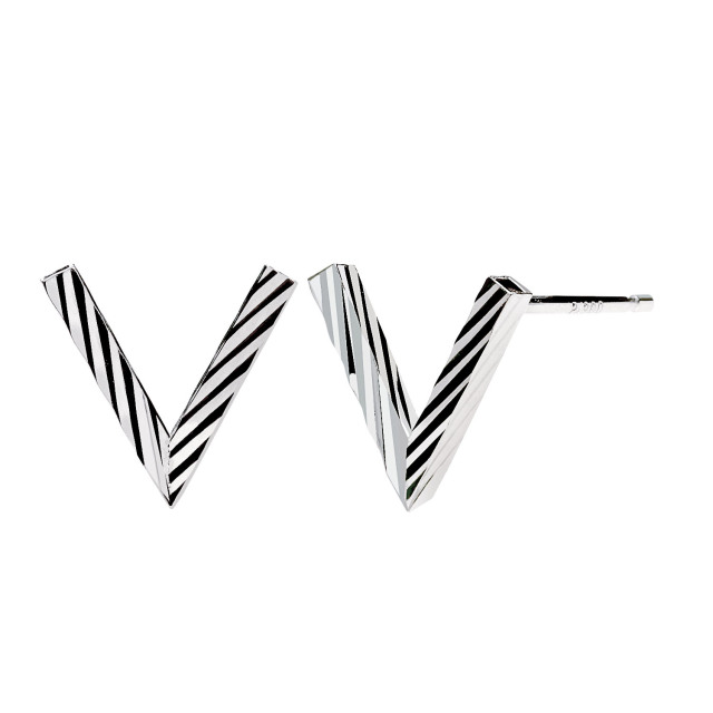 ピアス レディース 地金 V デザイン