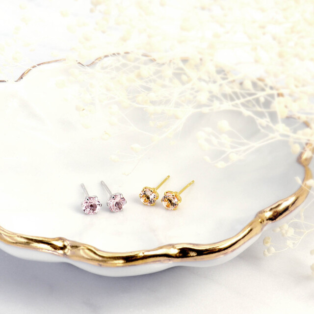 ララクリスティー モルガナイト 6本爪 スタッド ピアス le56-0015