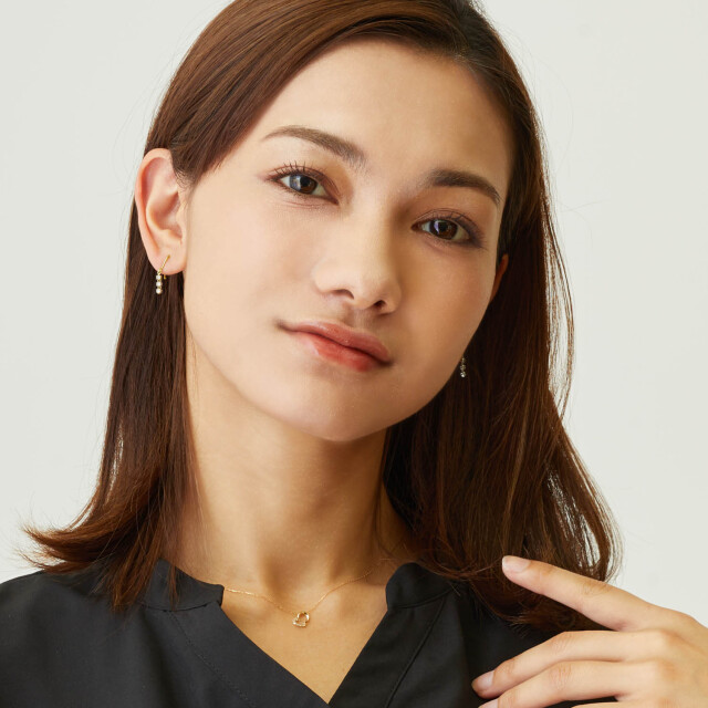 ピアス 両耳 ダイヤモンド 計 0.25ct スリーストーン K18 ゴールド 18 