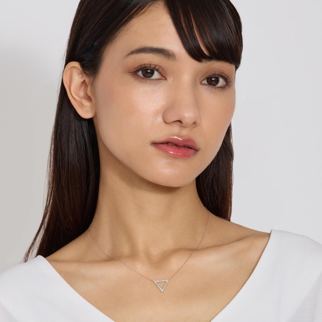 ネックレス トライアングル ダイヤモンド ネックレス 0.3ct