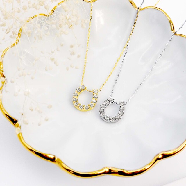 ネックレス ダイヤモンド 11石 0.5ct ホースシュー 馬蹄 K18 ゴールド  