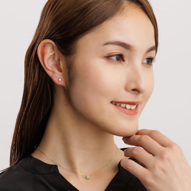 ネックレス ブルートパーズ スクエア 0.3ct ネックレス K18 ゴールド  