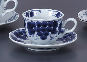 ぶどうコーヒー碗皿