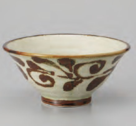 MYB3-523-17 琉球サビ唐草六兵衛４．８飯碗