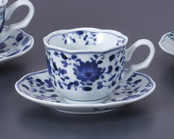 菊唐草コーヒー碗皿
