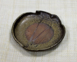 備前焼、三晃庵、桃皿 食器のお店 Latable