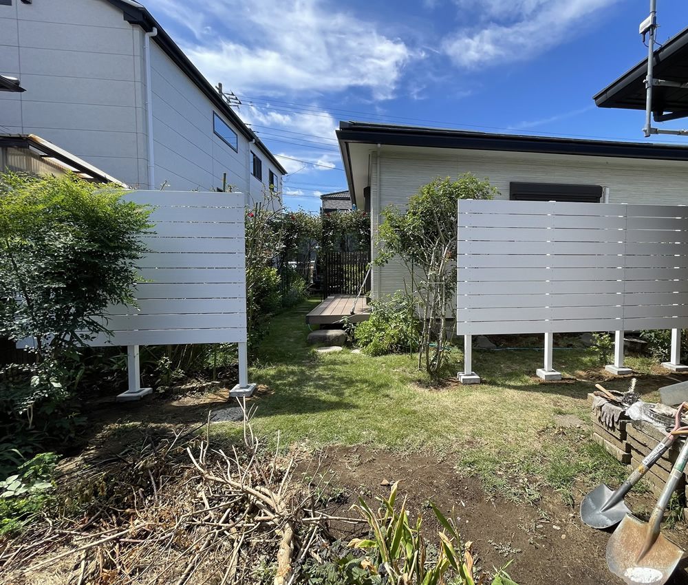 �l�H�؃{�[�_�[�t�F���X������