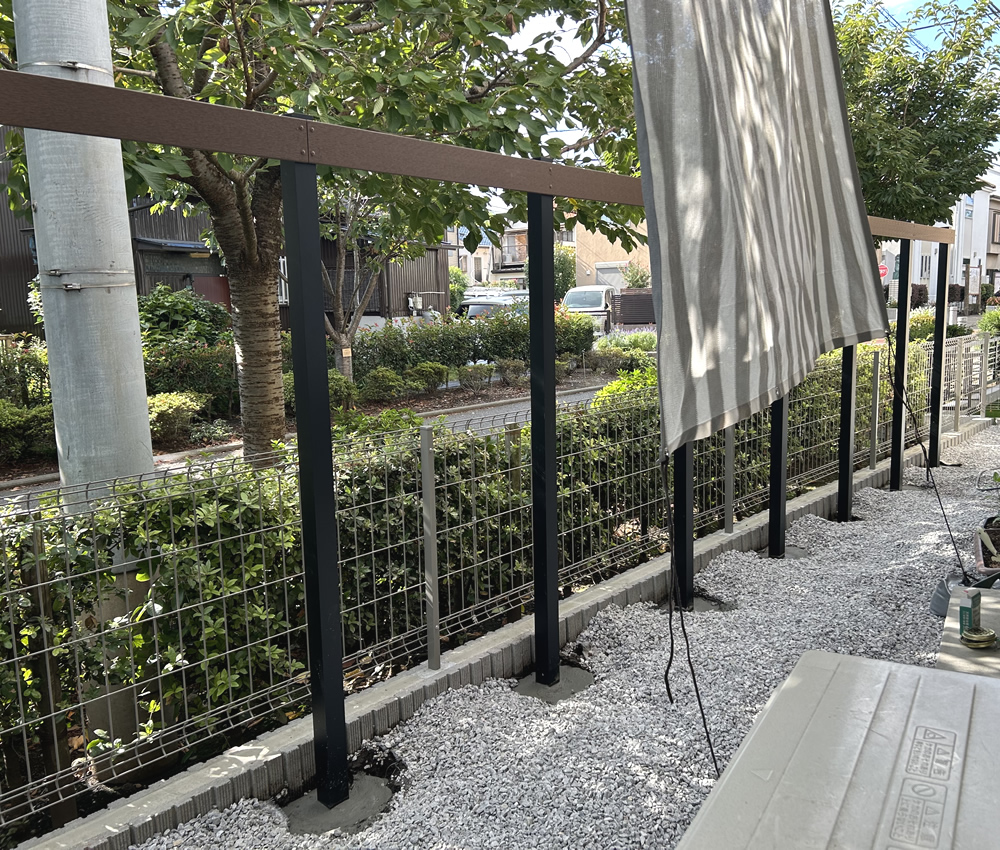 �܂��͎x���̐ݒu�����i�̔ނ�\�����Ƃ���ł��B