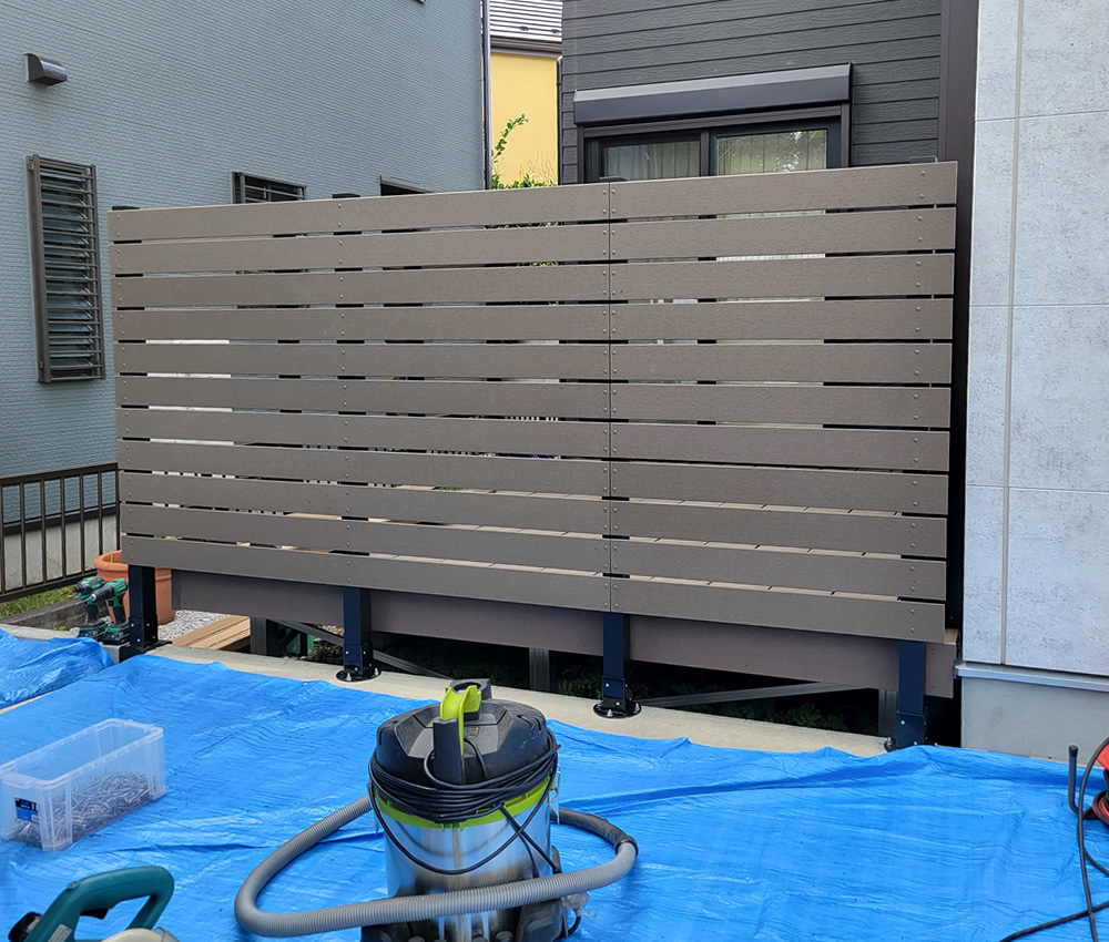 ���ʑ��̃t�F���X���o���オ��܂����B