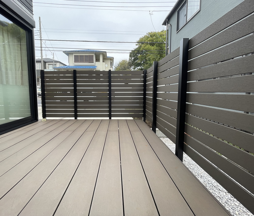 �f�b�L�����猩�Ă��ډB�����ʂ͏\���ł�