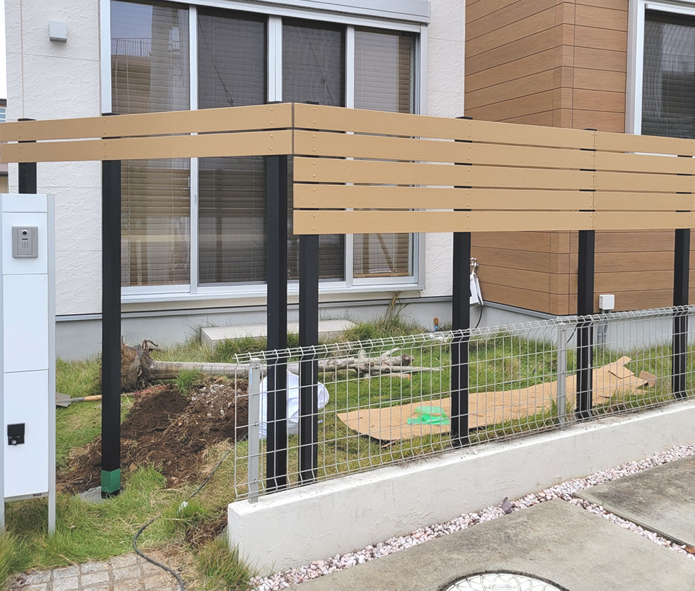 �l�H�؂̓\��t�����i