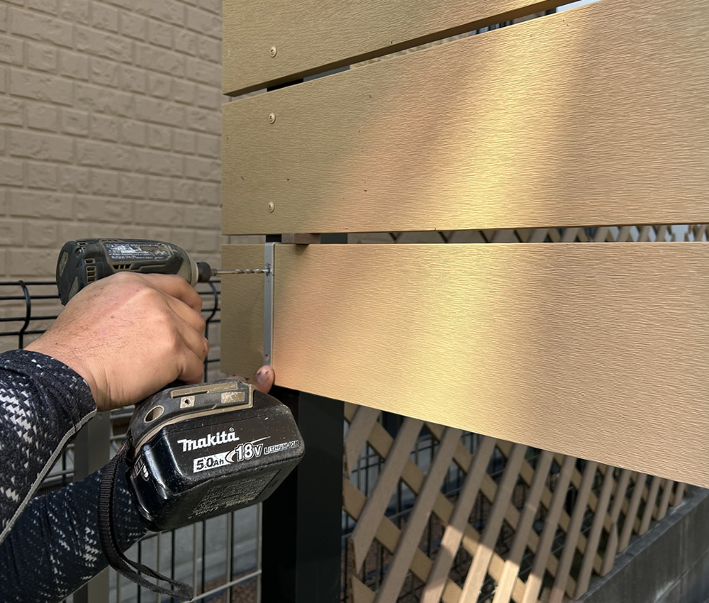 �������󂯂Ă��܂��B