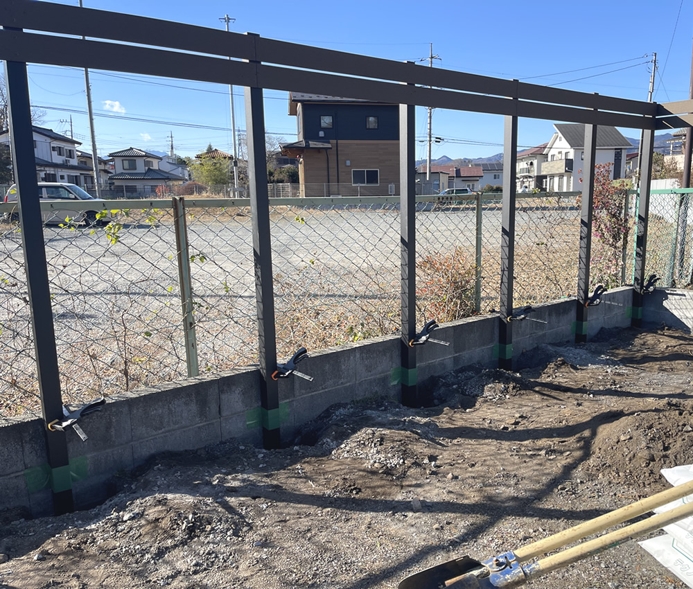 �܂��͎x���𗧂ďI���ď�i�̔ނ��Q���\�����Ƃ���ł��B