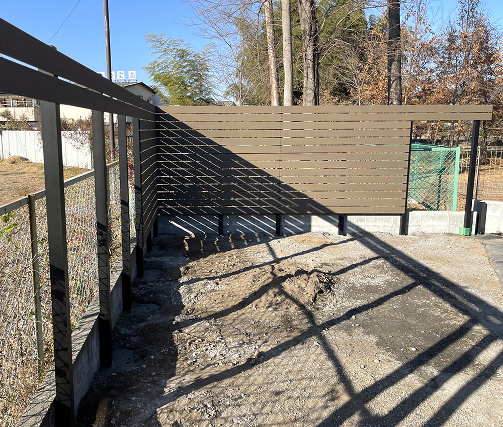 ���񂾂�Ƃ��낪�t�F���X�Ɉ͂܂�Ă��܂����B