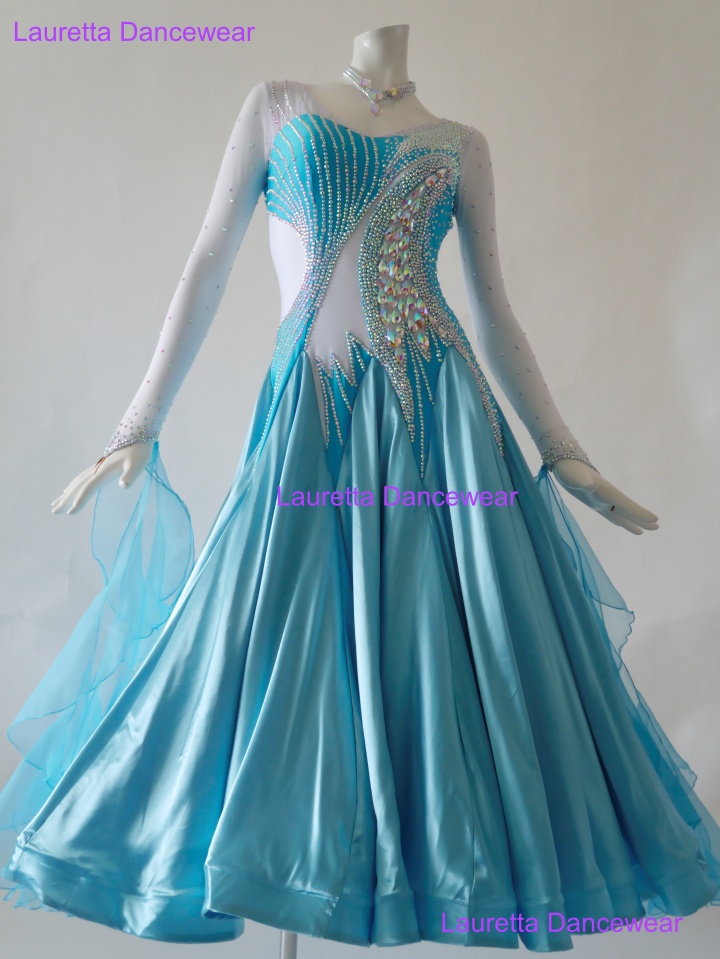 【社交ダンスドレス・衣装】ST20941 スタンダード/モダン　高級仕様　ライトブルー/ホワイト（M）