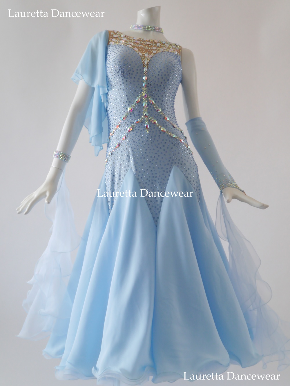 【社交ダンスドレス】ST21012 スタンダード/モダン 高級仕様 ライトブルー  バックネックレス(M)