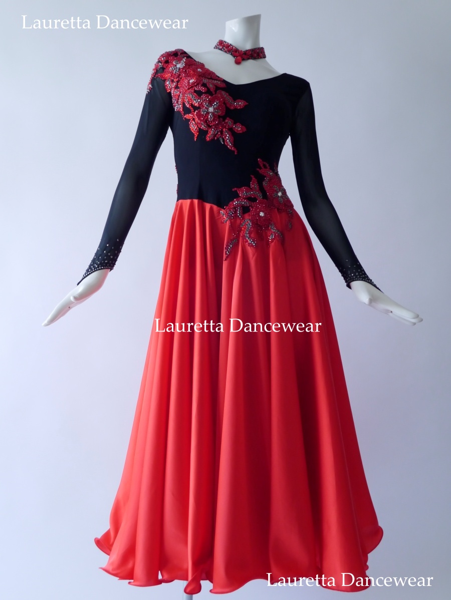 【社交ダンスドレス・衣装】PS20201 パソドブレ ラテン レッド/ブラック フラワーモチーフ サーキュラースカート (M)