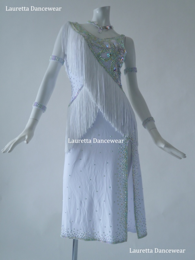 【社交ダンスドレス・衣装】LT20271 高級仕様 ラテンドレス ホワイト/フリンジ (Ｍ)
