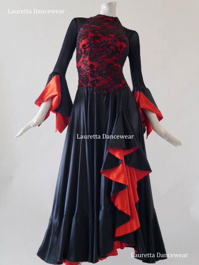 フレアー最大 サテン パソドブレ スカート 社交ダンス 緑 パソ 4768 ひろい 