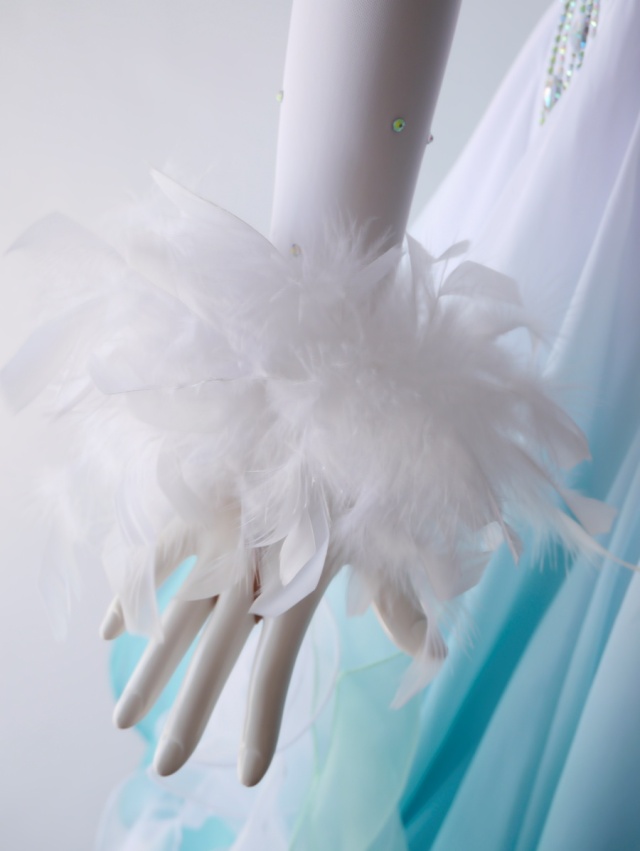 【社交ダンスドレス】FW101 既存ドレスに追加 フェザー装飾 シャンデリアマラボー/ホワイト 1ペア