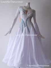新品未使用 社交ダンスドレス スタンダード Ｍ 高級仕様 パウダーブルー モダン Lauretta Dancewear 社交ダンスドレス衣装 スタンダード モダン