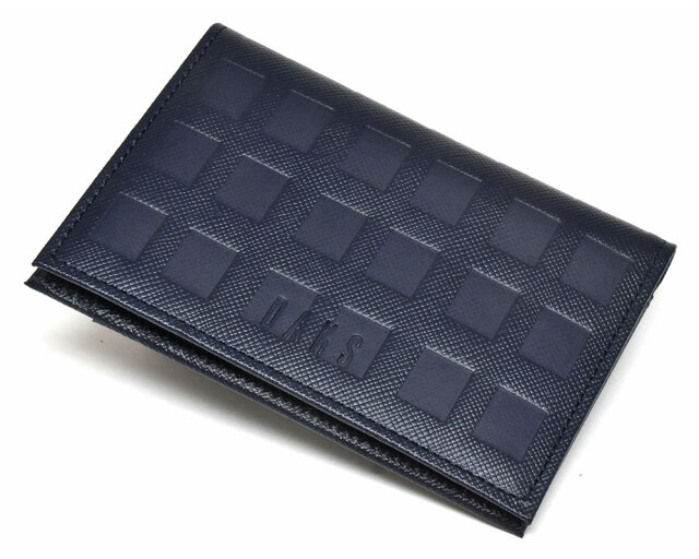 Checker emboss（チェッカーエンボス） パスケース 「DAKS