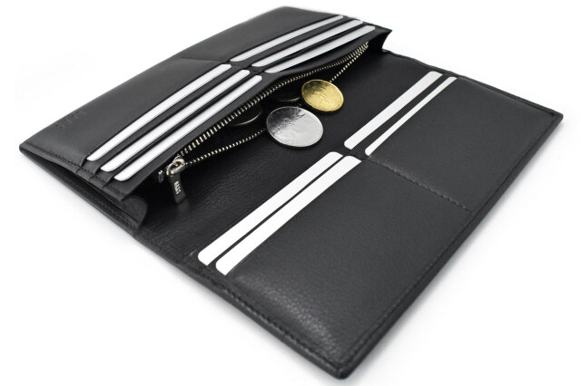 Crescent（クレセント） 長財布（小銭入れあり） 「DAKSダックス」 DP27015