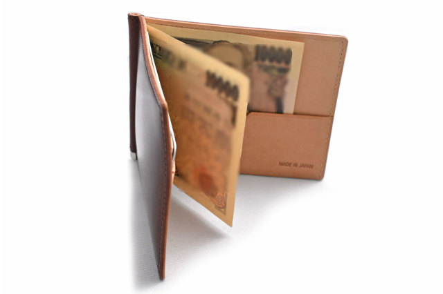 ナチュラルコードバン　スマートコンパクト　札ばさみ 「プレリーギンザ」　NP47321　イメージ画像