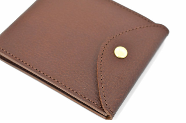 プレリー銀座、黒いレザー二つ折り財布 箱付きNP12223 コードバン革