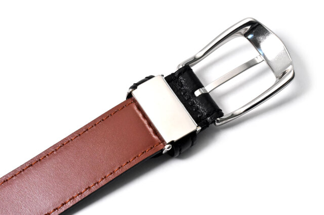 デッドストック【ユニバーサル・ジュネーブ】純正尾錠付 水牛革ベルト 19mm 牛革 ピン式 メンズ ビジネス ベルト 「ダックス」 DB39780