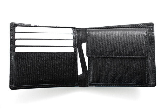 Classic（クラシック） 二つ折り財布（小銭入れあり）  「DAKSダックス」　DP34314 イメージ画像