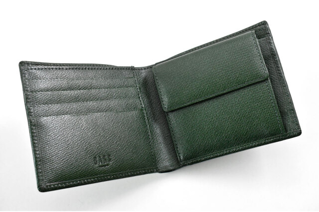 Classic（クラシック） 二つ折り財布（小銭入れあり）  「DAKSダックス」　DP34314 グリーン 内作り