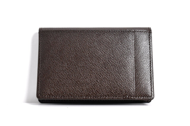 Classic（クラシック） 2面パスケース  「DAKSダックス」　DP34770 ダークブラウン 裏面