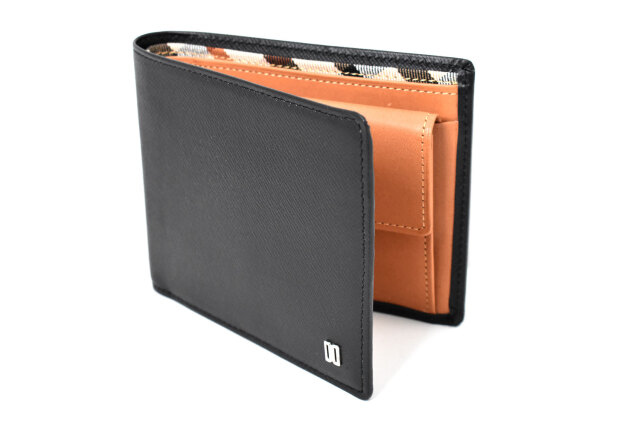 Luster（ラスター） 二つ折り財布（小銭入れあり）  「DAKSダックス」　DP35118　ブラック　正面