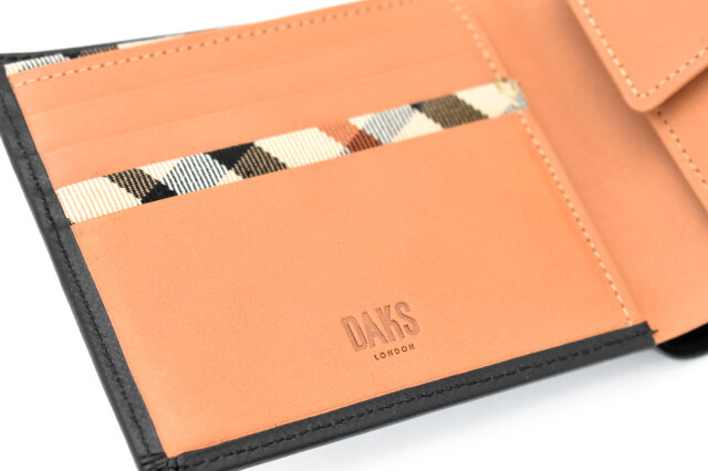 Luster（ラスター） 二つ折り財布（小銭入れあり）  「DAKSダックス」　DP35118　商品特徴